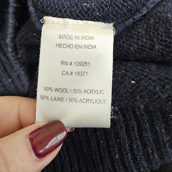 RARE Virgin Poets Society Pullover Hooded Sweater - Picture 10 of 11